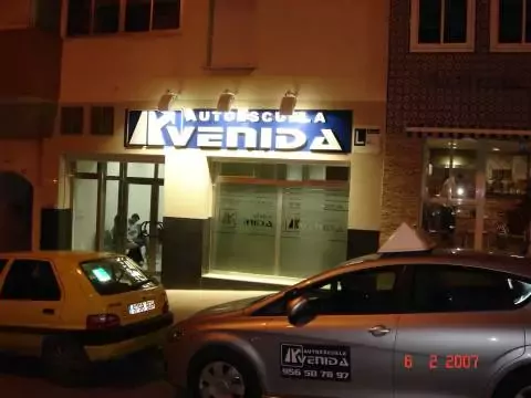 Autoescuela Avenida - Av. de África