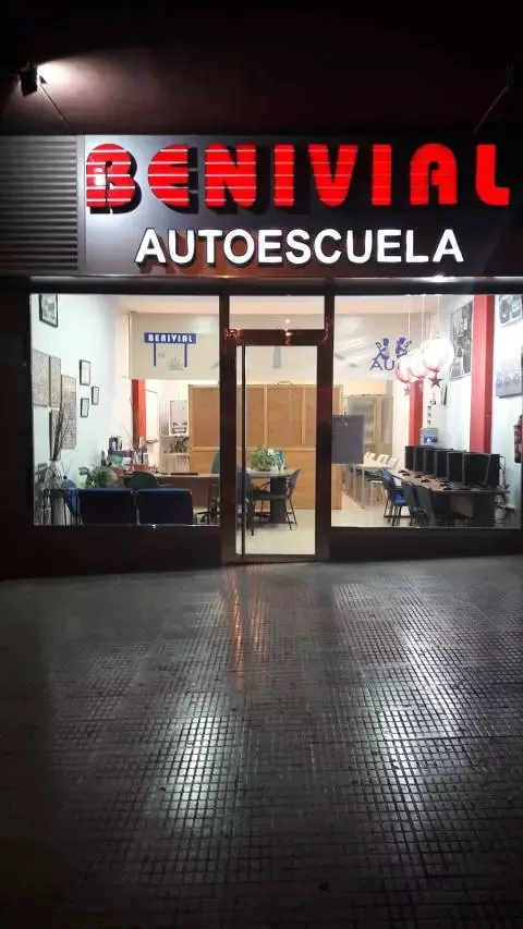 Autoescuela Benivial - C. Atocha