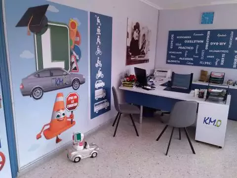 Autoescuela Km.0 - Avinguda Alfonso Puchades