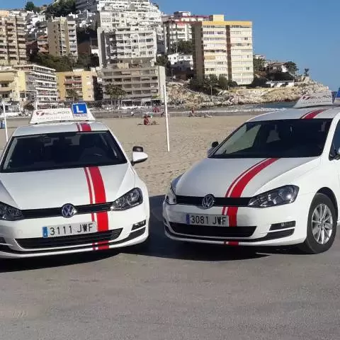 TELLADO AUTOESCUELAS - Av. de Finestrat