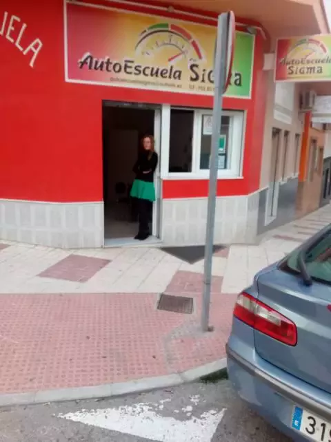 Autoescuela Sigma Estepona - Av. Toledo