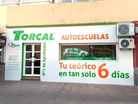 Torcal Formación Estepona Autoescuela - Edificio Mediterráneo