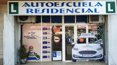 Autoescuela Residencial - Av. de Sant Jordi