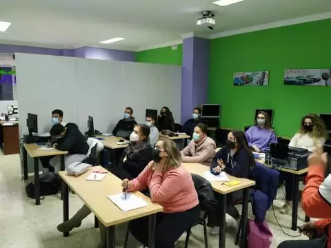 Autoescuela MG Centro De Formación - C. Ballesteros