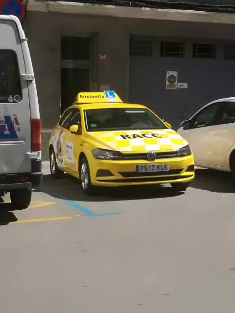 RACC AUTOESCOLA ENXANETA - Carrer del General Prim