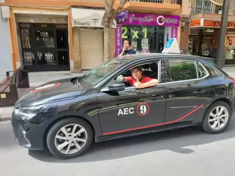 AUTOESCUELA AVENIDA CAMI 9 - Av. del Camí Nou