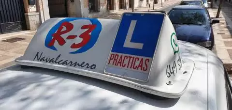 Autoescuela R-3 SL - C. de Jacinto González