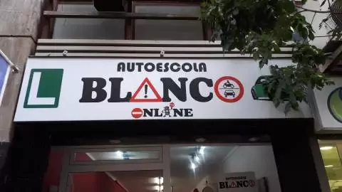 Autoescuela Blanco Online - C. de Galileu