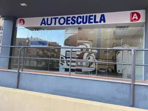 AUTOESCUELA DALMAU PEÑISCOLA - Carrer de Vilanova d'Avinyó