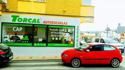 Torcal Formación Coín Autoescuela - Edificio las Palmeras bajo