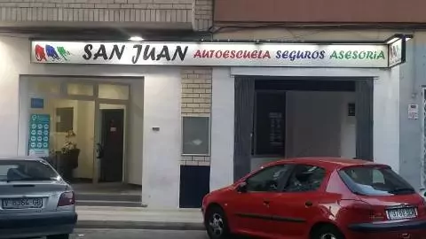 Autoescuela Seguros y Asesoría San Juan - Av. Virgen del Rosario